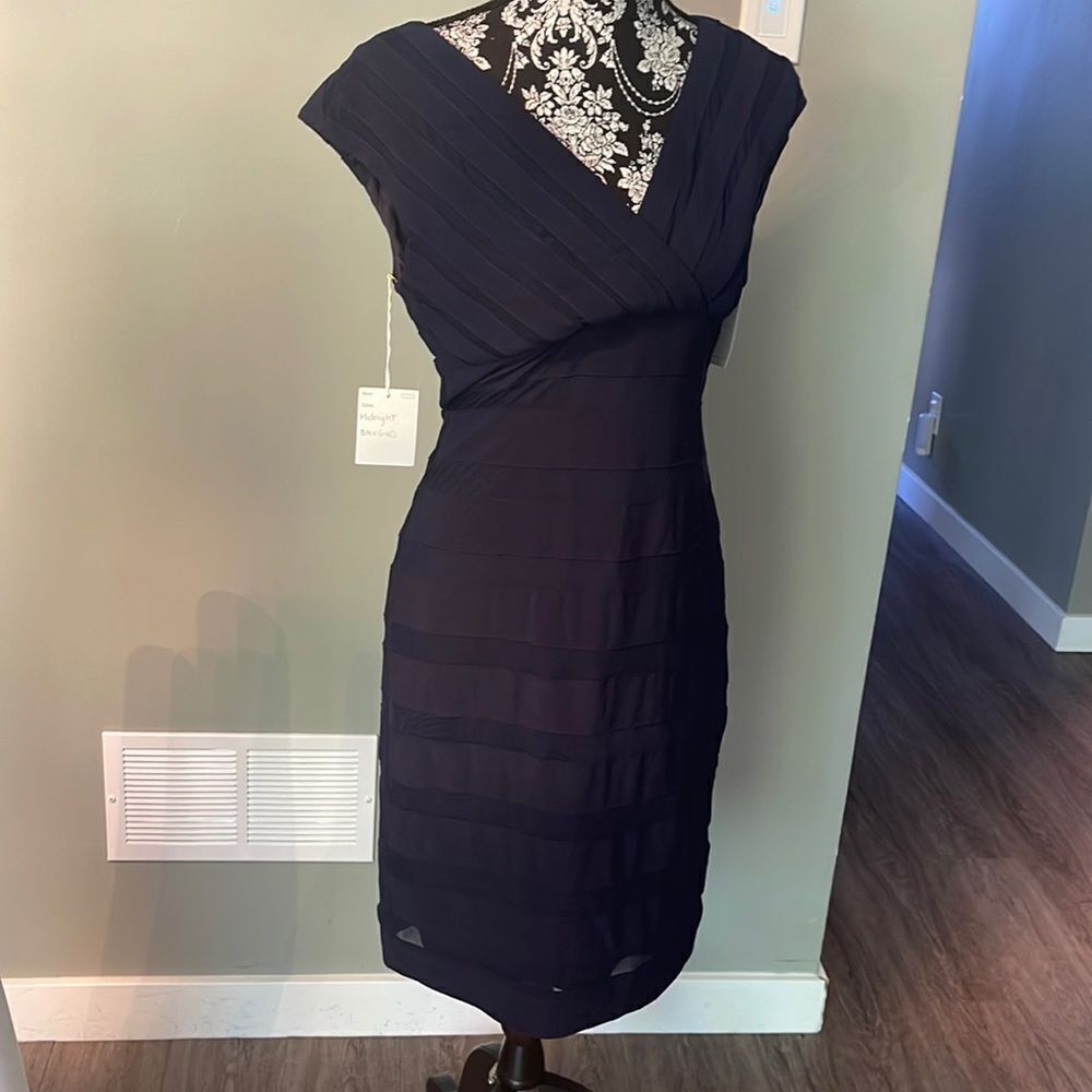 Adrianna Papell Midnight Blue Size size 6 dress